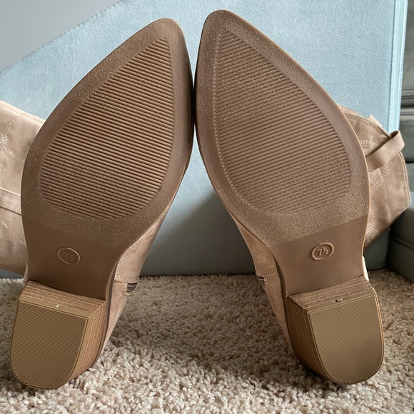NWOT tan suede cowgirl boots size 7.5 - Picture 3 of 4